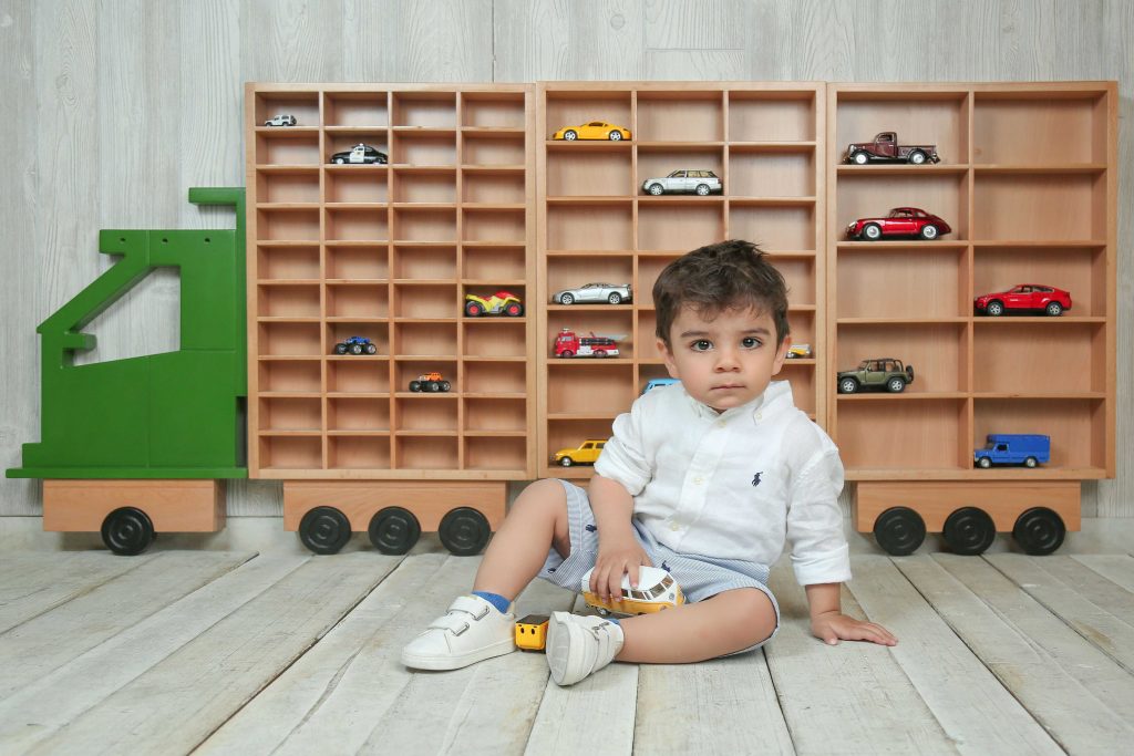 کودک | اسباب بازی | خانه چوبی | اسباب بازی چوبی | کودک خلاق | کودک شاد | کودک و بازی | کودک راوی