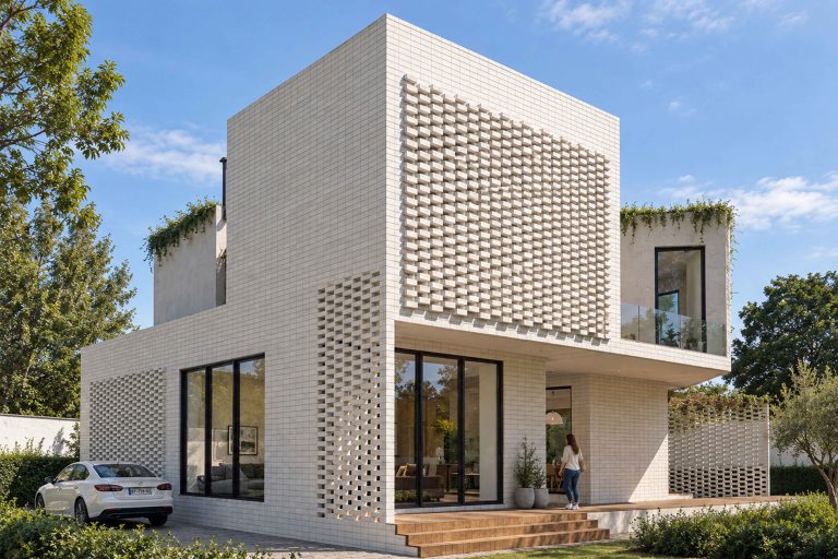 Nikan Villa