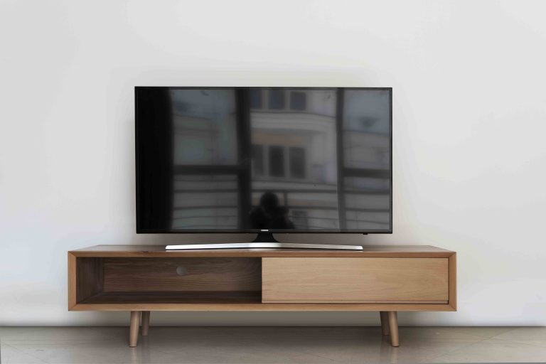 TV-04