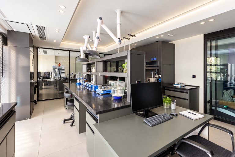 Arolab