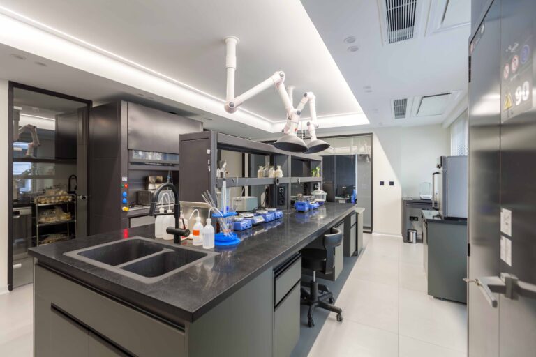 Arolab