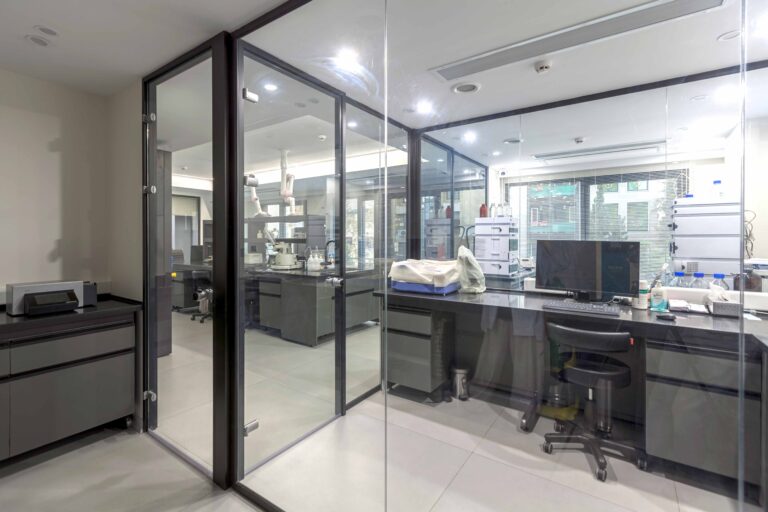 Arolab