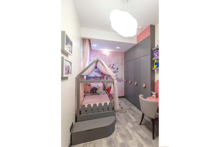 Liana’s Room