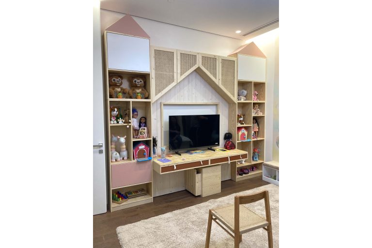 Nila and Nora’s Room